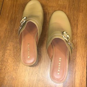 Coach Freya Clog - Women's In Light Saddle